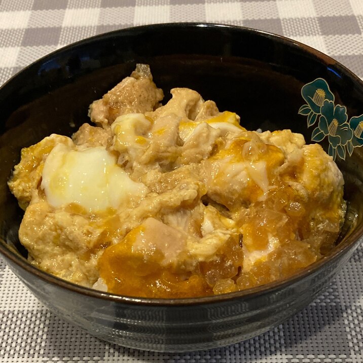 冷凍みじん切り玉ねぎを使って簡単☆親子丼♪